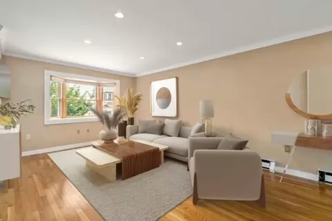 156 W 3rd St #156, Boston, MA 02127