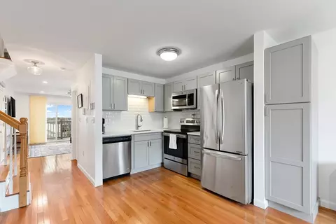 12 Cox Ct #PHB, Beverly, MA 01915 photo 7