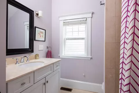 65 Griggs Rd, Brookline, MA 02446 photo 12