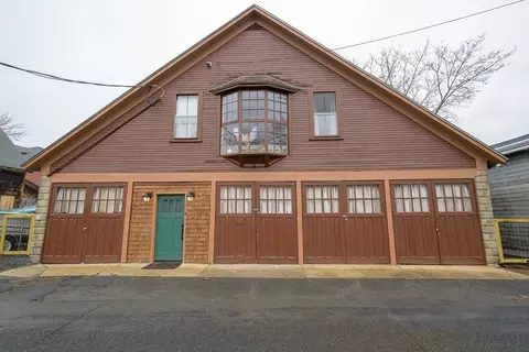 4 T St, Montague, MA 01351