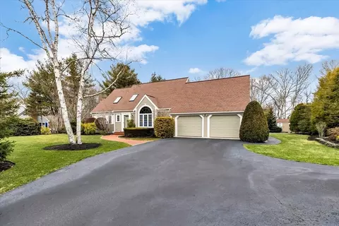 697 Mistic Dr, Marstons Mills, MA 02648