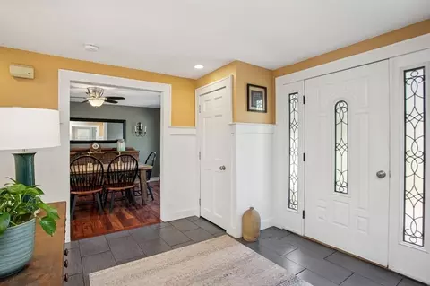 21 Grove St, Millis, MA 02054 photo 4