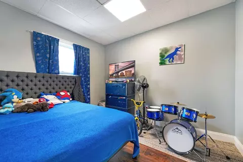 Bedroom - 80 Lane St, Fall River, MA 02721 photo 4 of 8