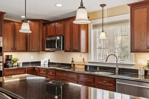 5 Mountain Laurel Rd, Ayer, MA 01432 photo 7