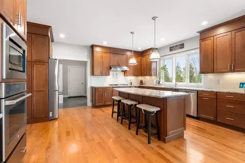 8 Yonker Pl, Walpole, MA 02081 photo 14