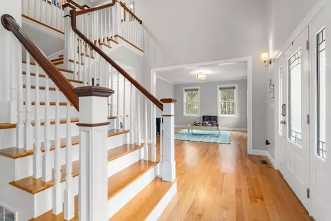 8 Yonker Pl, Walpole, MA 02081 photo 6