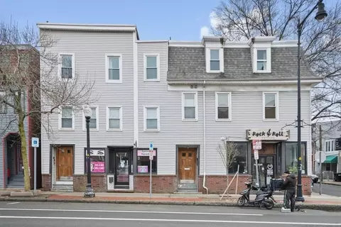 578 Cambridge St #2F, Cambridge, MA 02141
