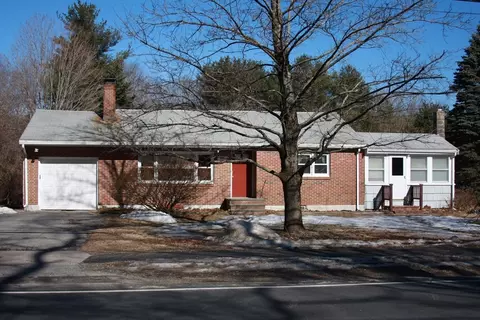 168 North St, Georgetown, MA 01833