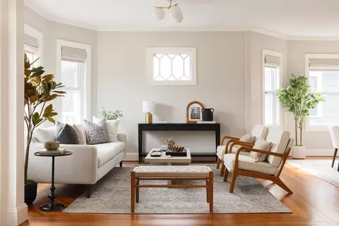 165 Fayerweather St #2, Cambridge, MA 02138