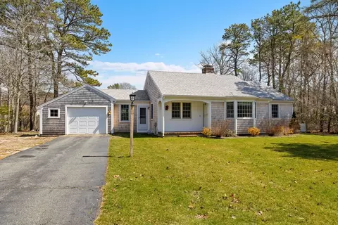 17 Touraine Way, Yarmouth, MA 02664