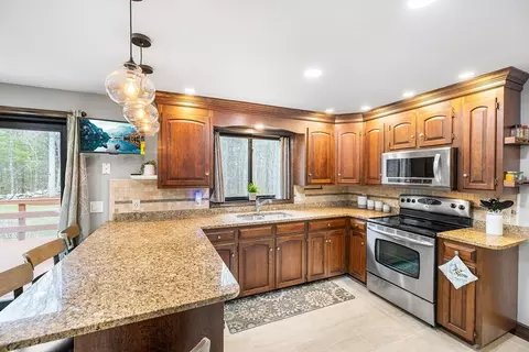 1841 Maple St, Dighton, MA 02764 photo 5