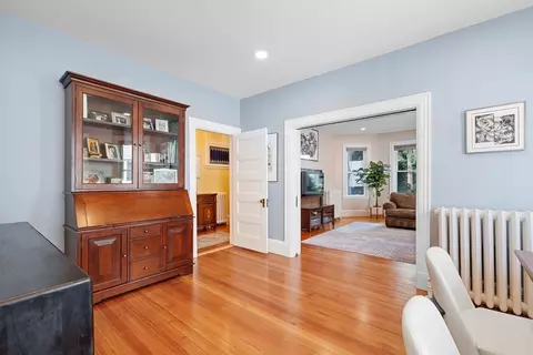 122 Davis Ave #1, Brookline, MA 02445 photo 6