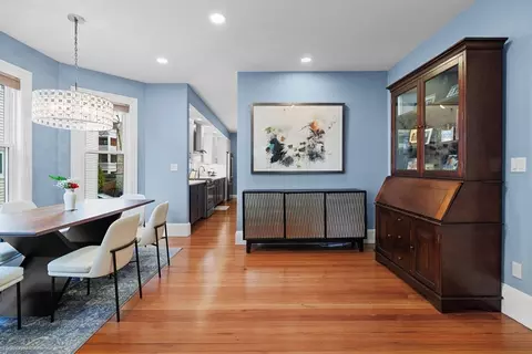 122 Davis Ave #1, Brookline, MA 02445 photo 5