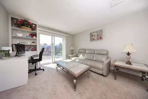 176 Maple Ave #7-36, Rutland, MA 01543