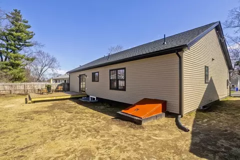 72 Lancaster, Springfield, MA 01118 photo 34
