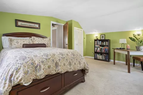Bedroom - 110 Vine St, Reading, MA 01867 photo 5 of 8