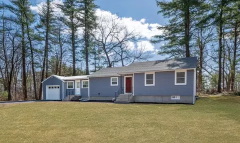 752 Great Rd, Stow, MA 01775