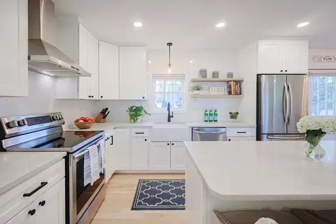 43 Chubb Rd, Framingham, MA 01701 photo 2