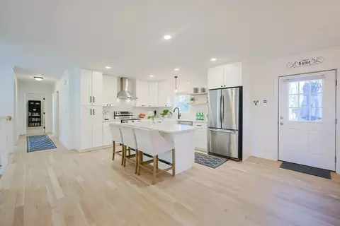 43 Chubb Rd, Framingham, MA 01701 photo 3