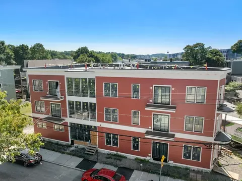 69 Williams St #4, Boston, MA 02130