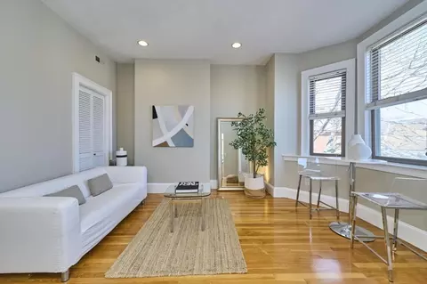 155 I St #3, Boston, MA 02127