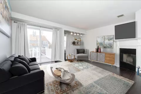 1 Spruance Way #C, Salem, MA 01970