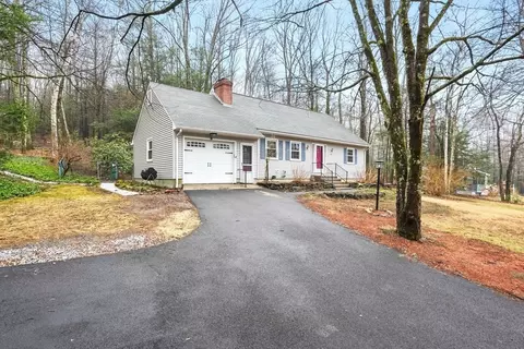 414 Chesterfield Rd, Leeds, MA 01053