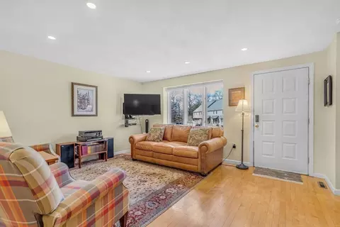 21 Deer Path #6, Maynard, MA 01754 photo 10