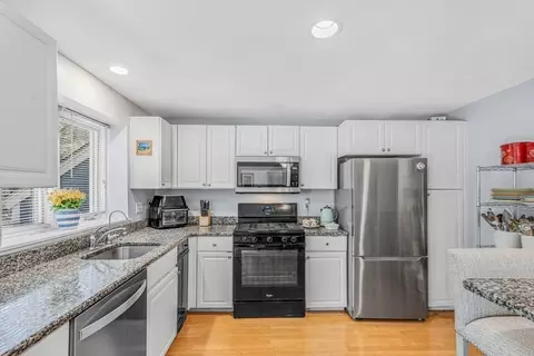 21 Deer Path #6, Maynard, MA 01754 photo 4