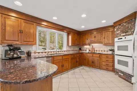 15 Knowlton Dr, Acton, MA 01720 photo 8