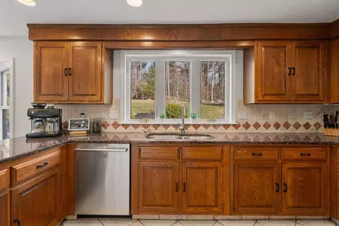 15 Knowlton Dr, Acton, MA 01720 photo 10