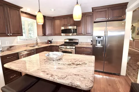 80 Pine Hill Blvd #80, Mashpee, MA 02649 photo 1