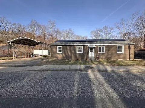 44 Comins Pond Rd, Warren, MA 01083 photo 2