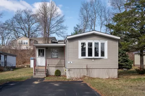 19 Victoria Ln, Marlborough, MA 01752