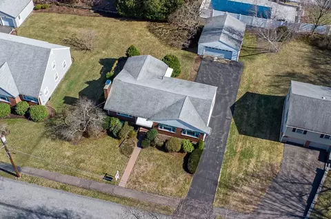18 Avon Cir, Needham, MA 02494 photo 18