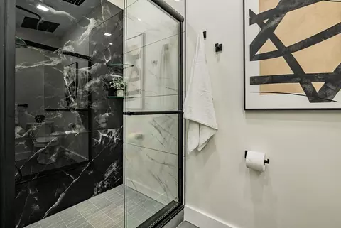 Bath - 147 Jefferson Ave, Everett, MA 02149 photo 4 of 4