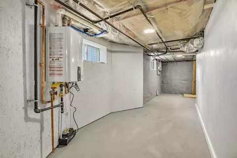 Entry Way - 147 Jefferson Ave, Everett, MA 02149 photo 3 of 3