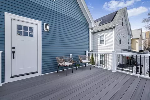 Exterior - 147 Jefferson Ave, Everett, MA 02149 photo 2 of 5