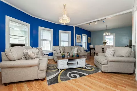 Living - 56 Vernal St, Everett, MA 02149 photo 3 of 4