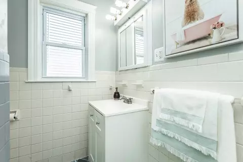 Bath - 56 Vernal St, Everett, MA 02149 photo 1 of 5