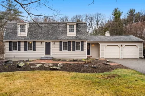 12 Douglas Rd, Westford, MA 01886