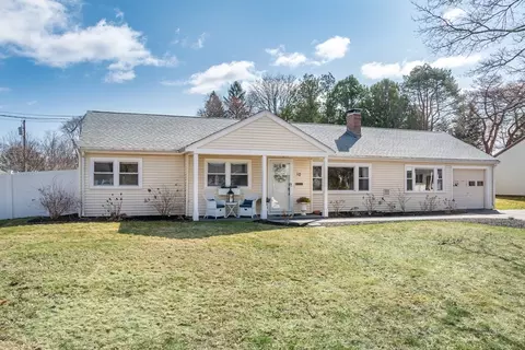 10 Rutledge Rd, Natick, MA 01760