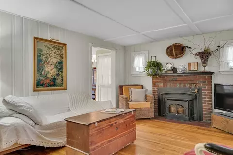 55 Fuller St, Dedham, MA 02026 photo 5