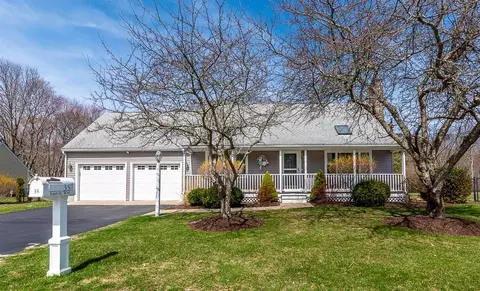 35 Samuel Way, Attleboro, MA 02703