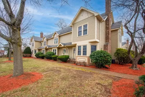 118 County #1C, Attleboro, MA 02703