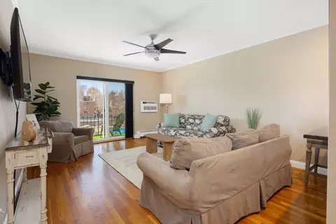 48 Coffey St #5D, Boston, MA 02122