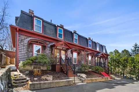 22 Palfrey St #22, Watertown, MA 02472