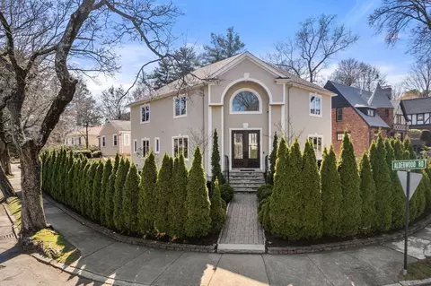 20 Burrage Rd, Newton, MA 02459