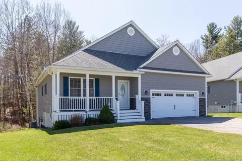 25 Cobblestone Dr #25, Hudson, NH 03051