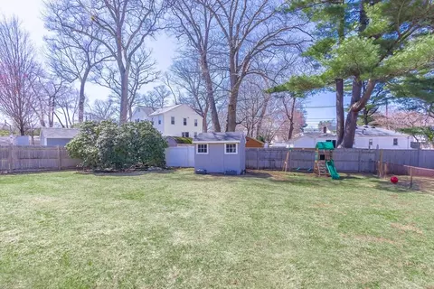 Exterior - 16 Hampton Rd, Natick, MA 01760 photo 3 of 9